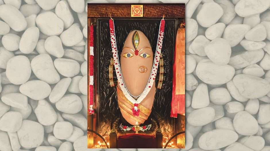Linga-Bhairavi-Sandal-Potrait